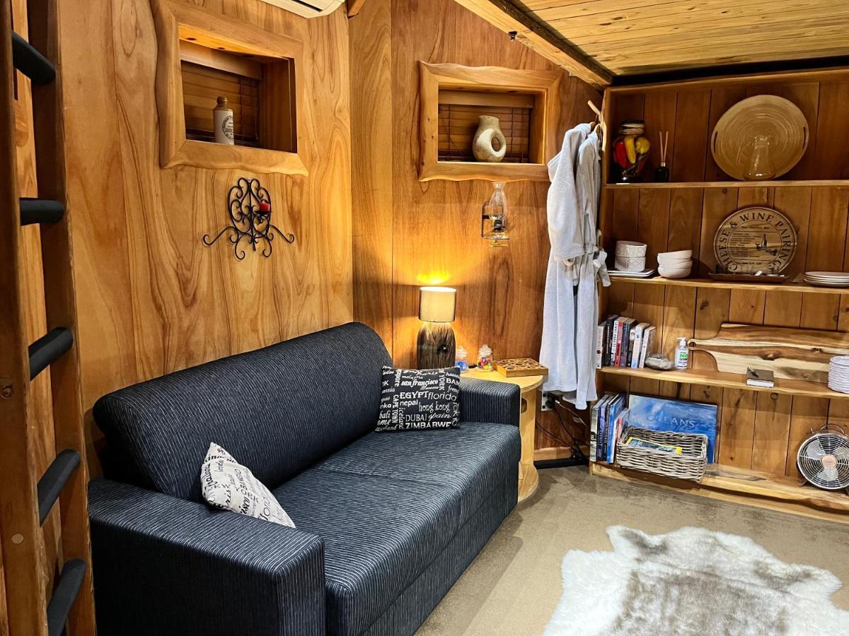 Tree House Lodge Bed & Breakfast Cheviot Esterno foto