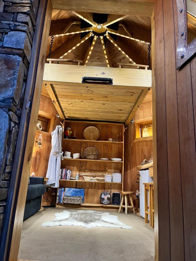 Tree House Lodge Bed & Breakfast Cheviot Esterno foto