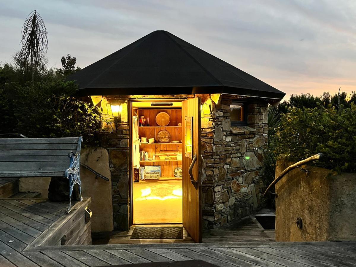 Tree House Lodge Bed & Breakfast Cheviot Esterno foto