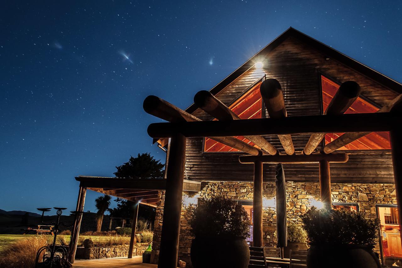 Tree House Lodge Bed & Breakfast Cheviot Esterno foto