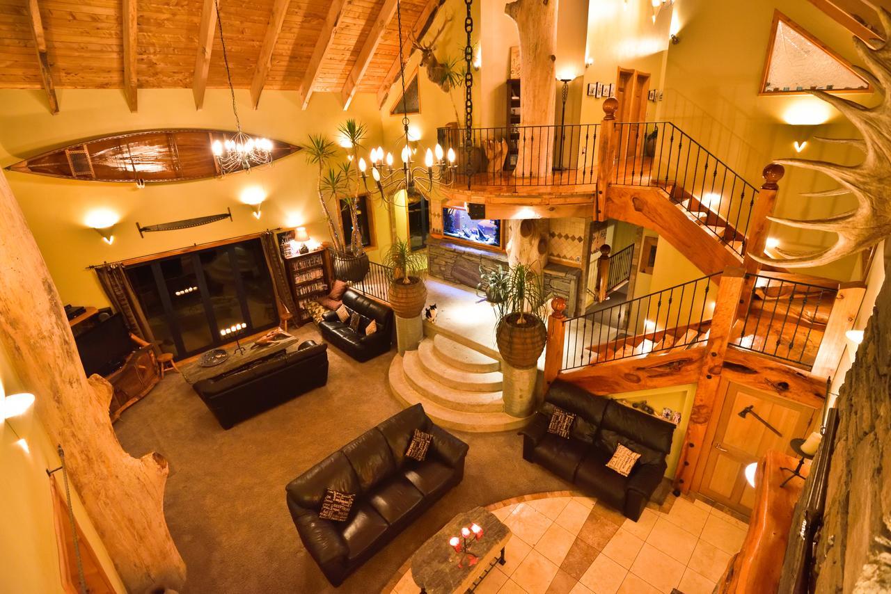 Tree House Lodge Bed & Breakfast Cheviot Esterno foto