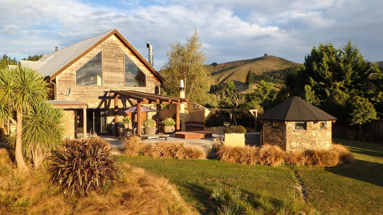 Tree House Lodge Bed & Breakfast Cheviot Esterno foto