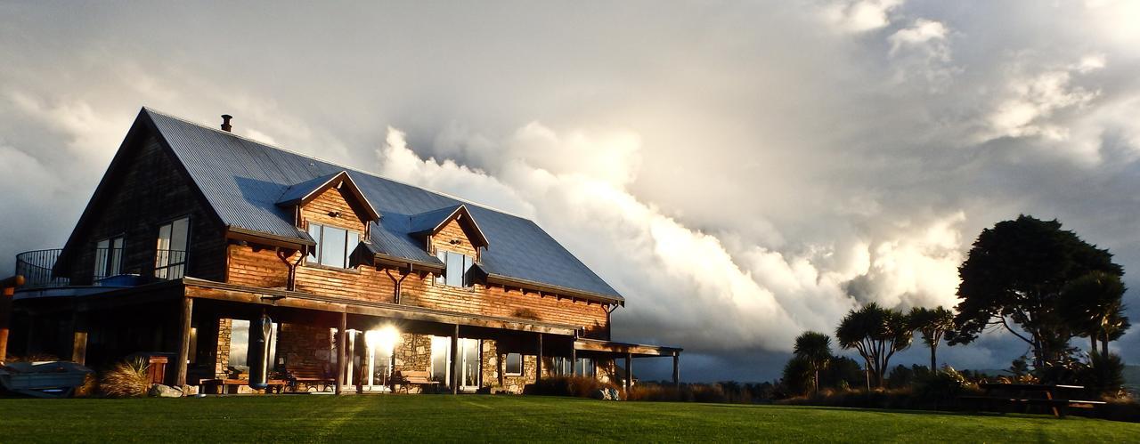 Tree House Lodge Bed & Breakfast Cheviot Esterno foto