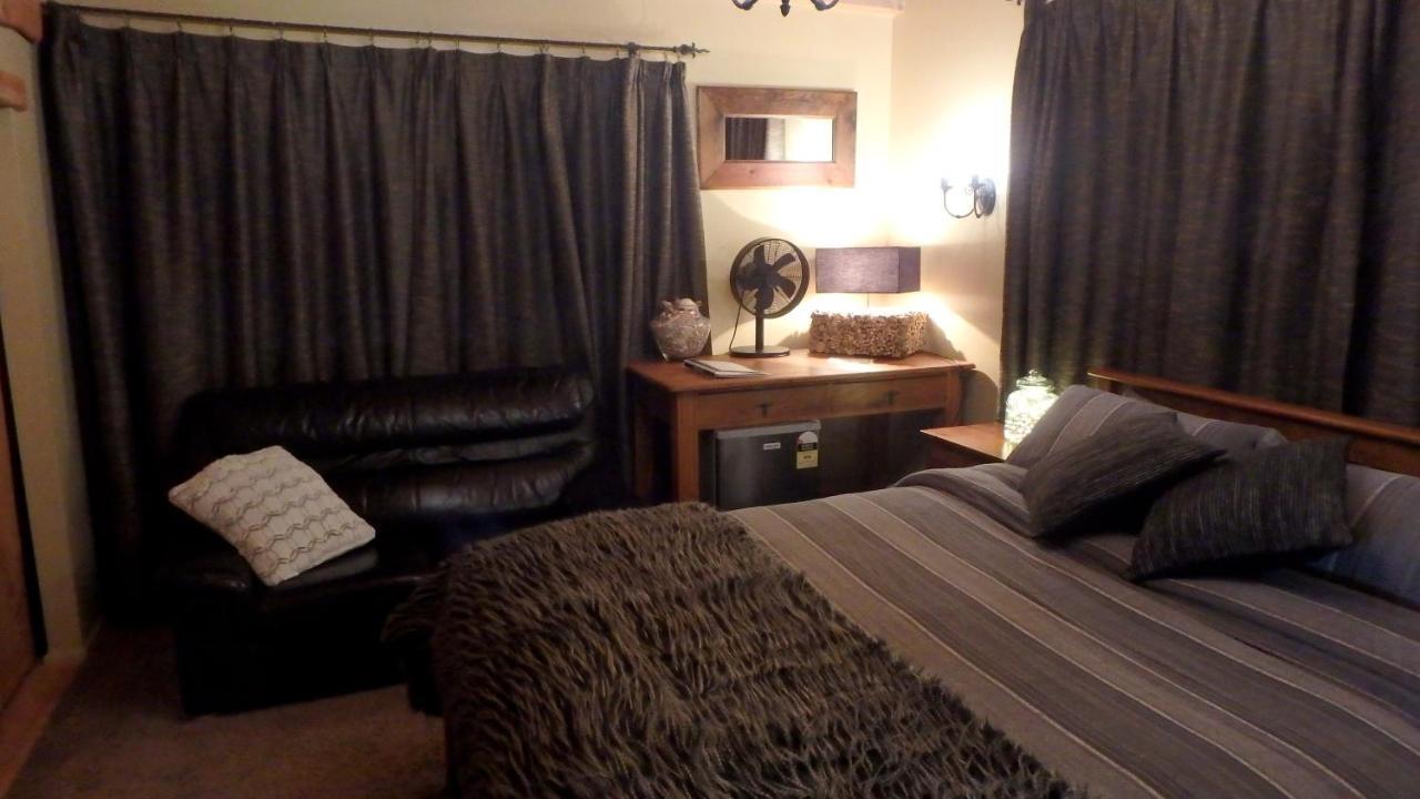 Tree House Lodge Bed & Breakfast Cheviot Esterno foto