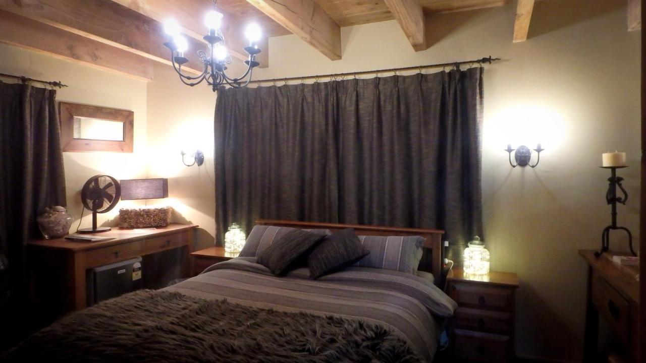 Tree House Lodge Bed & Breakfast Cheviot Esterno foto