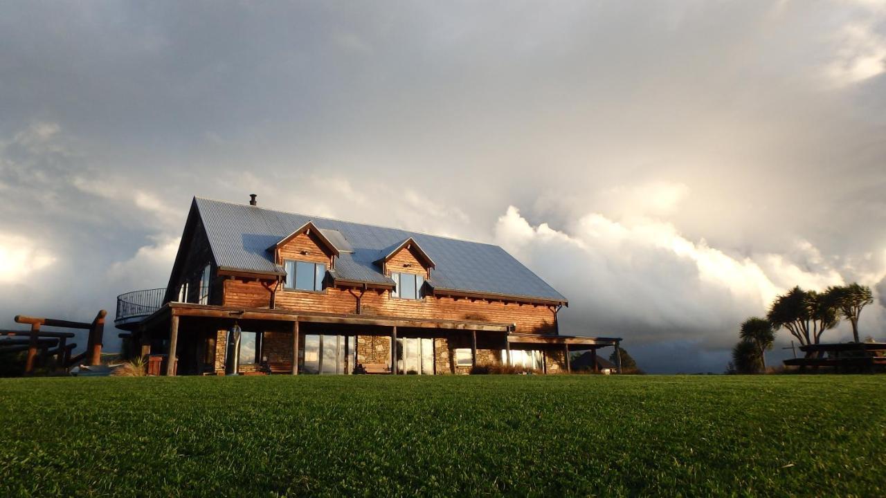 Tree House Lodge Bed & Breakfast Cheviot Esterno foto