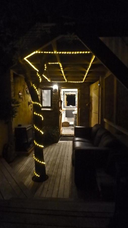 Tree House Lodge Bed & Breakfast Cheviot Esterno foto